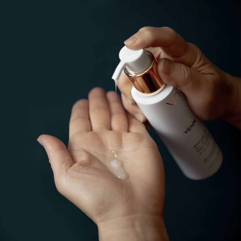 VENN - Moisture-Balance All-In-One Face Cleanser