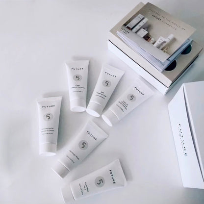 FUTURE Travel Kit